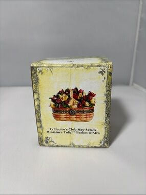 Boyds and Longberger Minature Tulip Basket w/ Alva Collectable Treasure Box